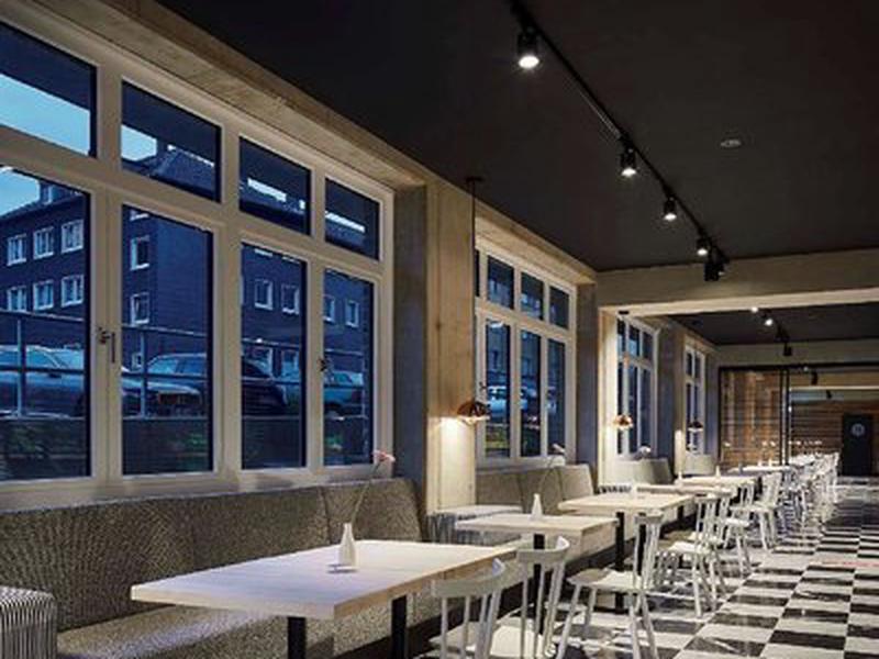 8C1C9C4B16FEA70970036004A0155559