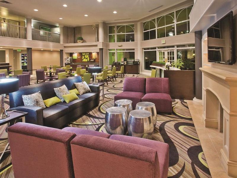 DDDFA4D6526C2A57E0A3D881B1BFC55E