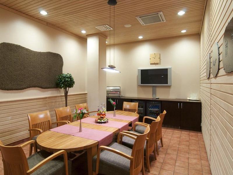 F8FA1F8C2A3E235D02CCE89BE35A43CF