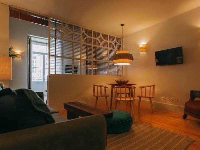 712E97AEE919FCC72053FBF5574E33C0