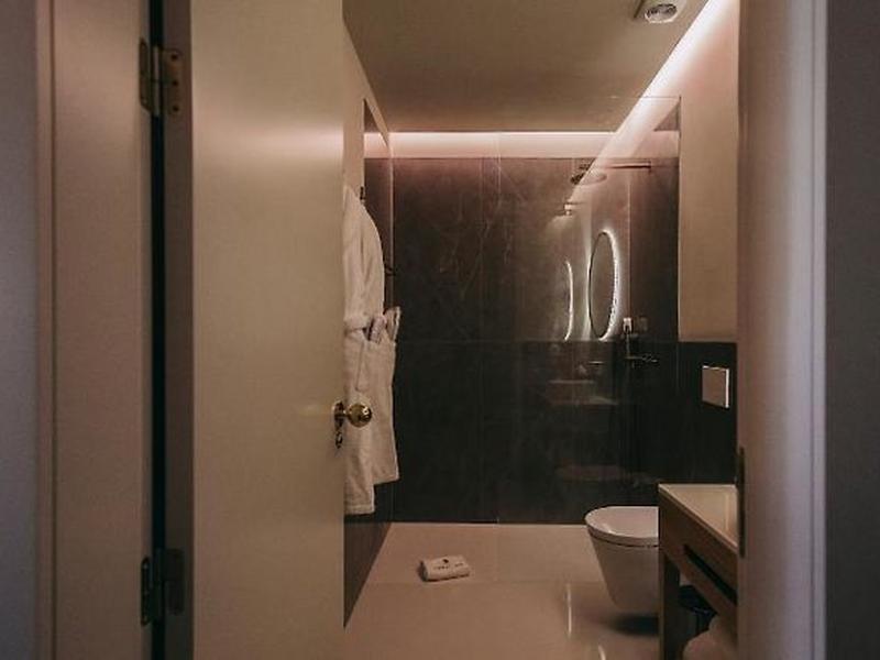 C8F4F5581ACE2929883738E6ED364116