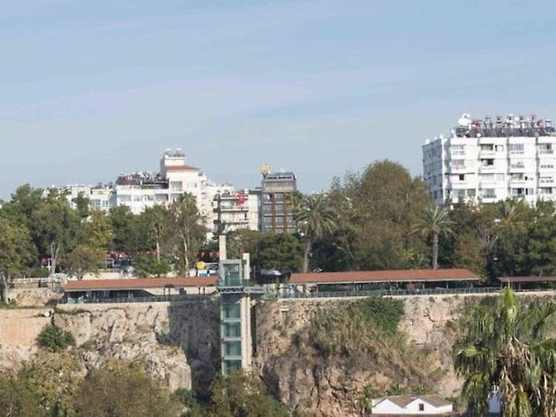 71D46DBB9813FA4D19117FCCCE5F6C49