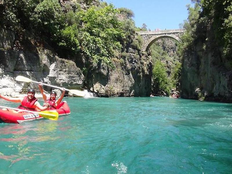 DAB82B165062C0C5842FF2474392BE27