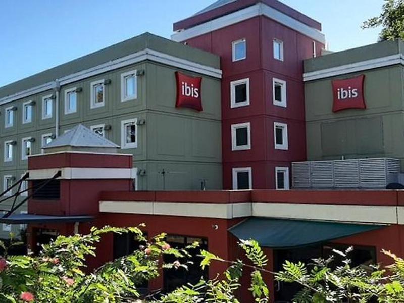 AAA94181331A7C234EE46DD27F853260