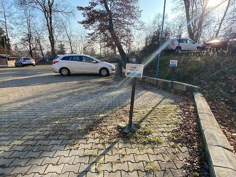 A51AA5A59894D23BDD7845EA89388E37