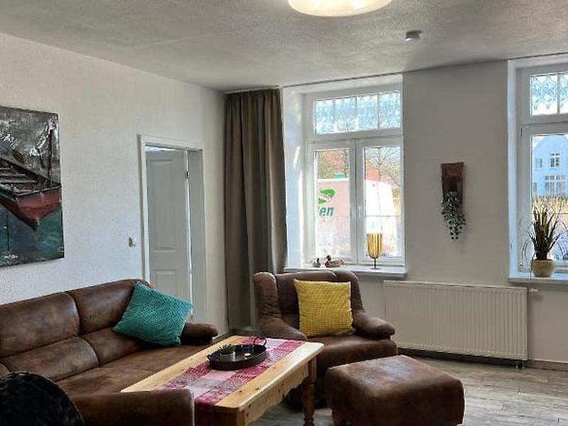 AA94946644AF28394B09A313DFDD3D1F