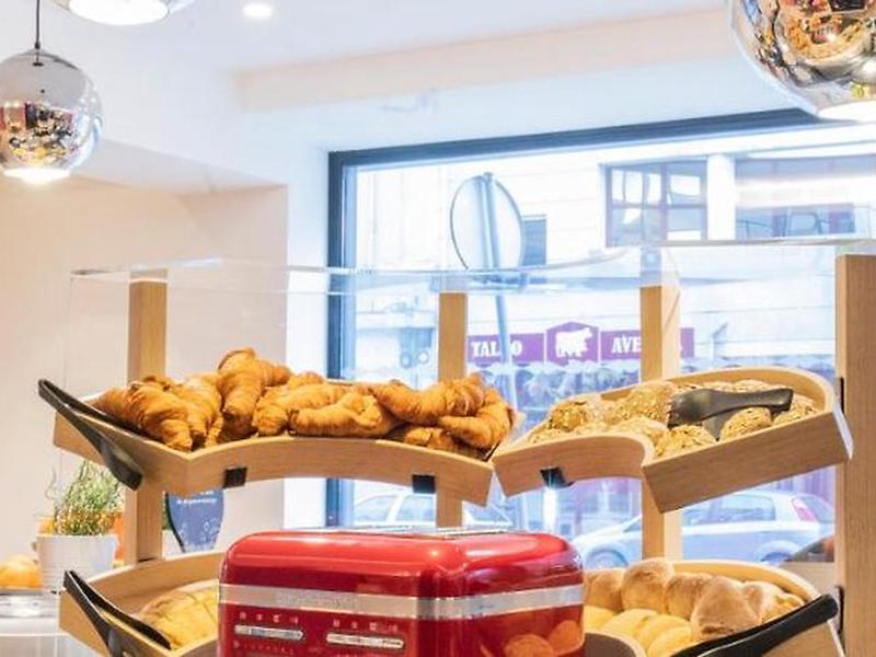 51B0AA23C304FEA835691C1DD03EBA67