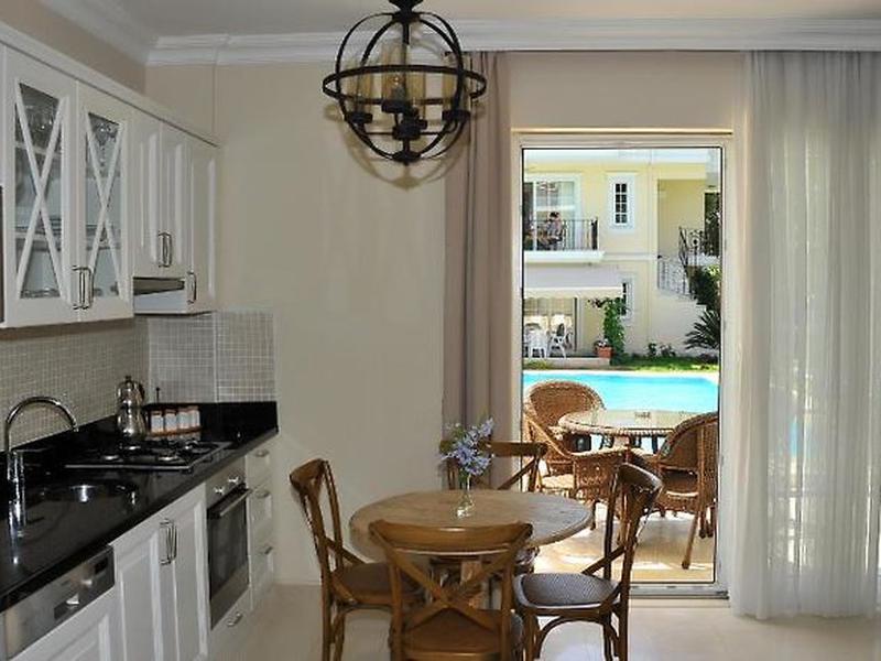 377A7665ED21D0D6312A6D214D5CD887