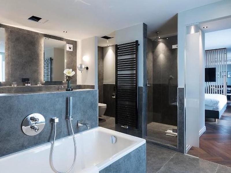 3F2F594422A77294E9D506A91A406B99