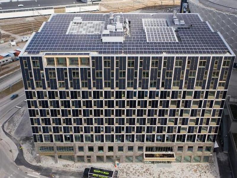 758955DBFDE1A1E5BCD67F69C54FEB49