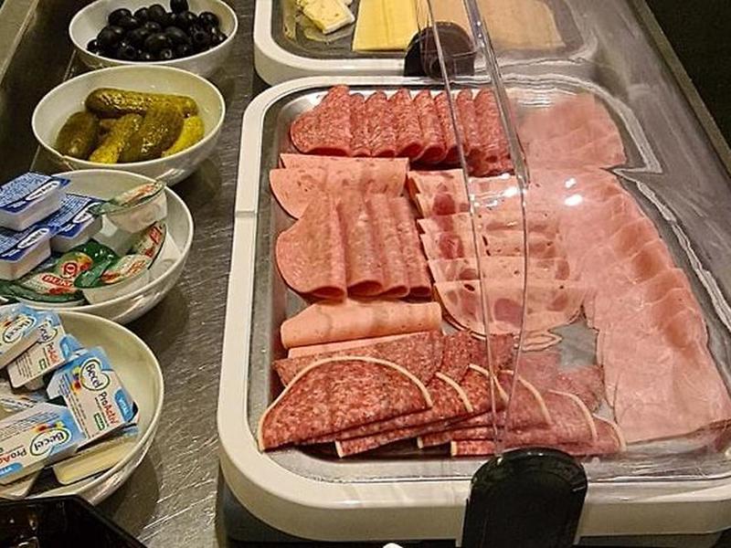 DE829BFAD5B499A70B3C69002792B25D