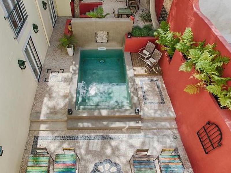 542049FAA49FCEECB2E9D2CF03EA1B70