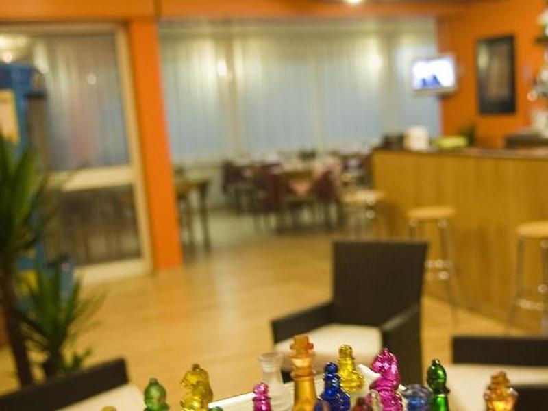 280DD98242FEBAA9CE7E87DFC427625C