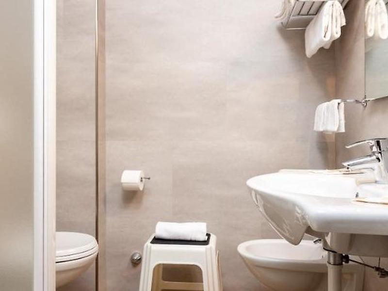 C95023383DDBCB3C07EACB6DC1CC6944