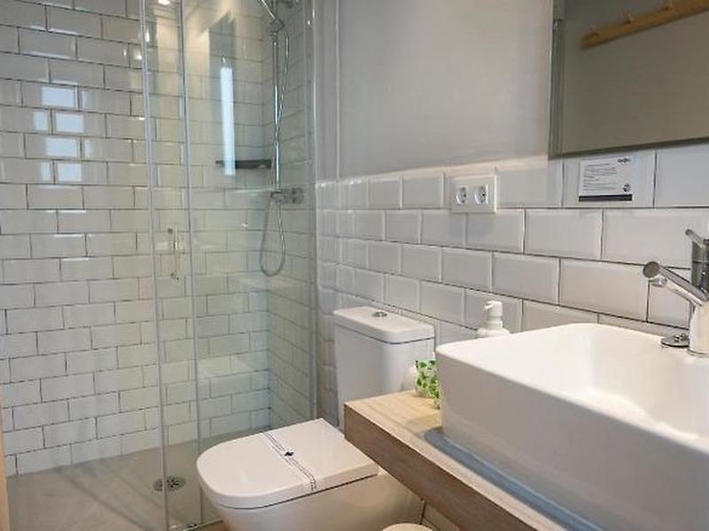 587FB86FAFFDDA90ACA224BA18D51BFE