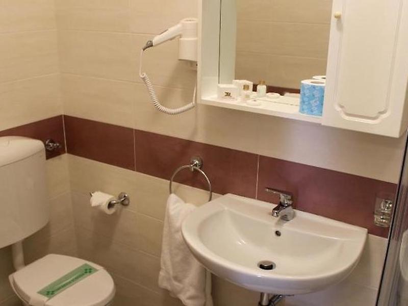 1C71461B1E45A96C688589299C101942