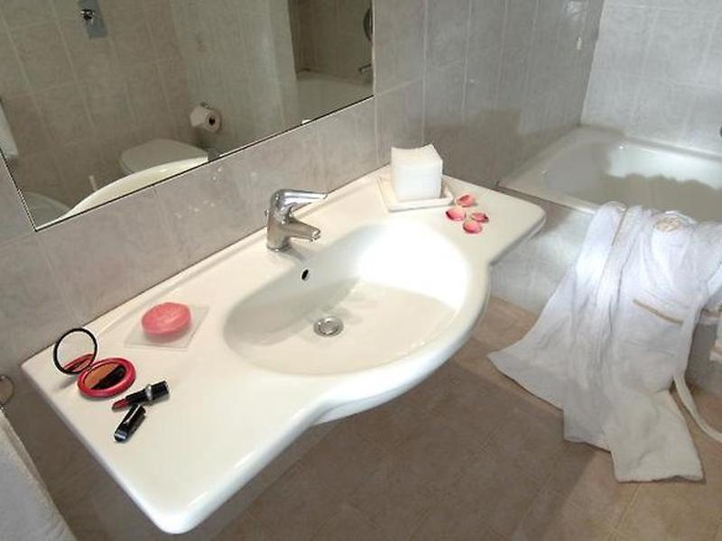 E2A83544FA8614BEAA007244CFA63970