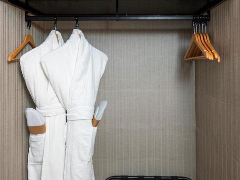 0A07A040A7D50A07DA10C15426911DC9