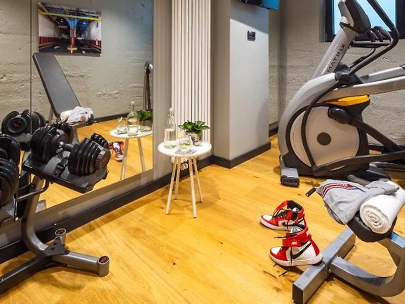 BA729A9590B96DEE3A8ECB04A2FF7105