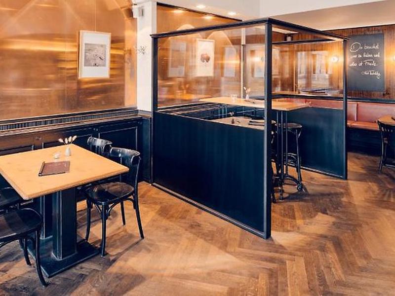 780FF386BA715F92DEBF50A253213424