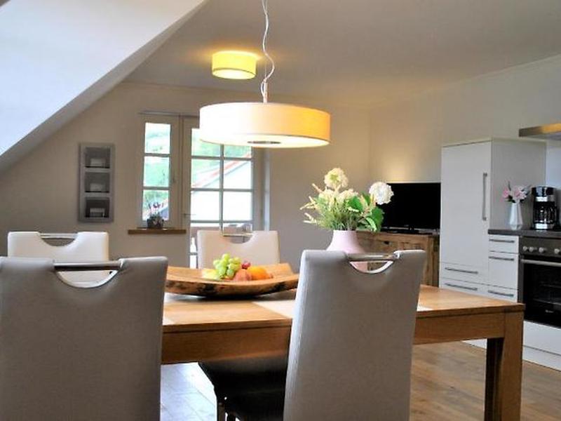 B6169E527438484F045C2B490128D358