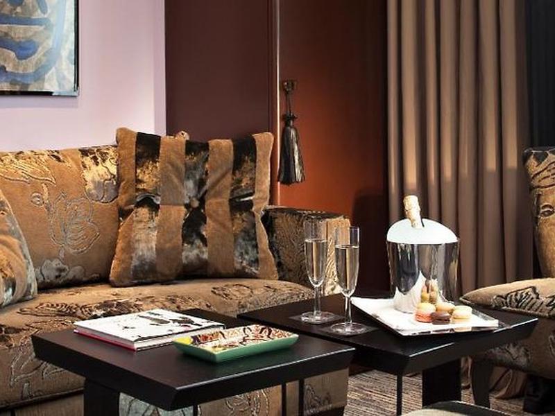 143AF4E18610AFD475F3E1484719B732