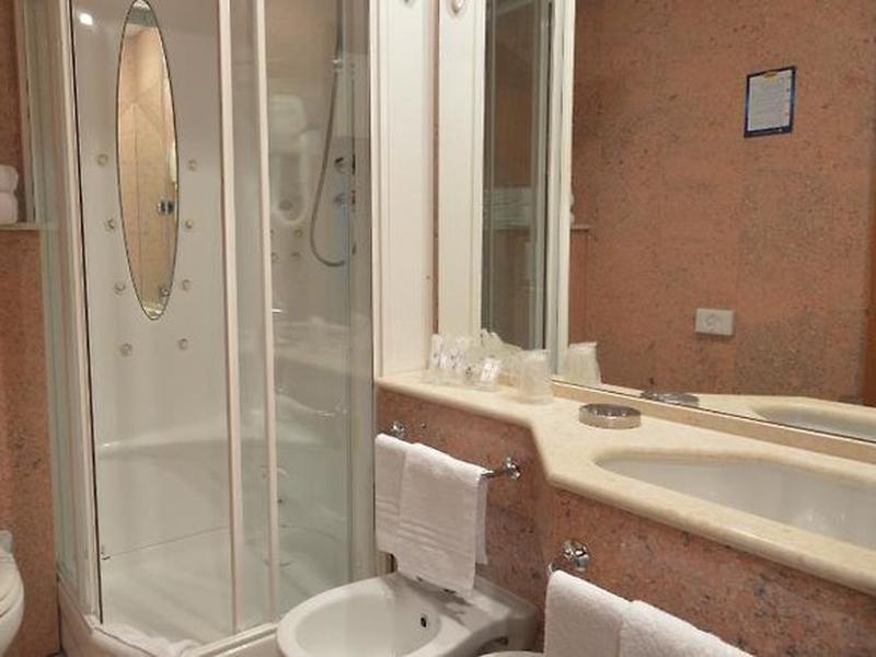 0331A25C5CEF0A0C7F7679F65E5D0CE9