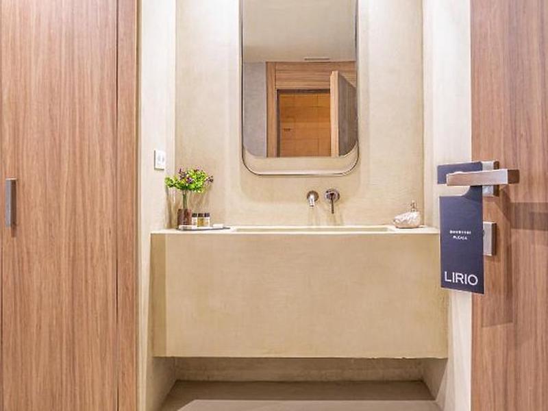 411BA53A033BB0E2324398155B3923E4