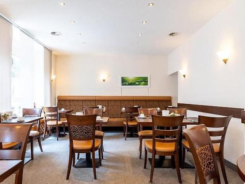 D42D4EBB69413CE66A9F468981B9FCA1