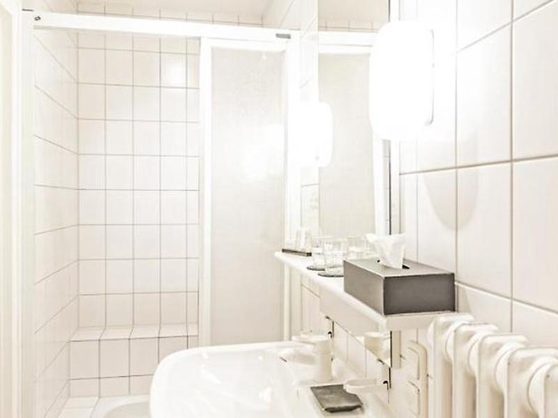 EC5C4715A93BD3206115076899AE3ECE