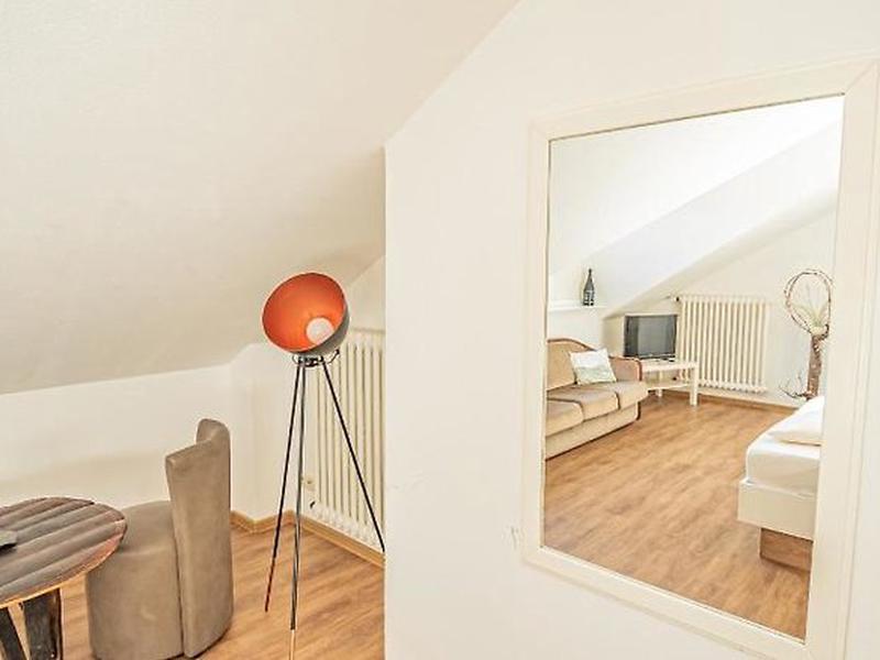 6406F62DDD29DF0DDE1BF8F97A5B8CEA