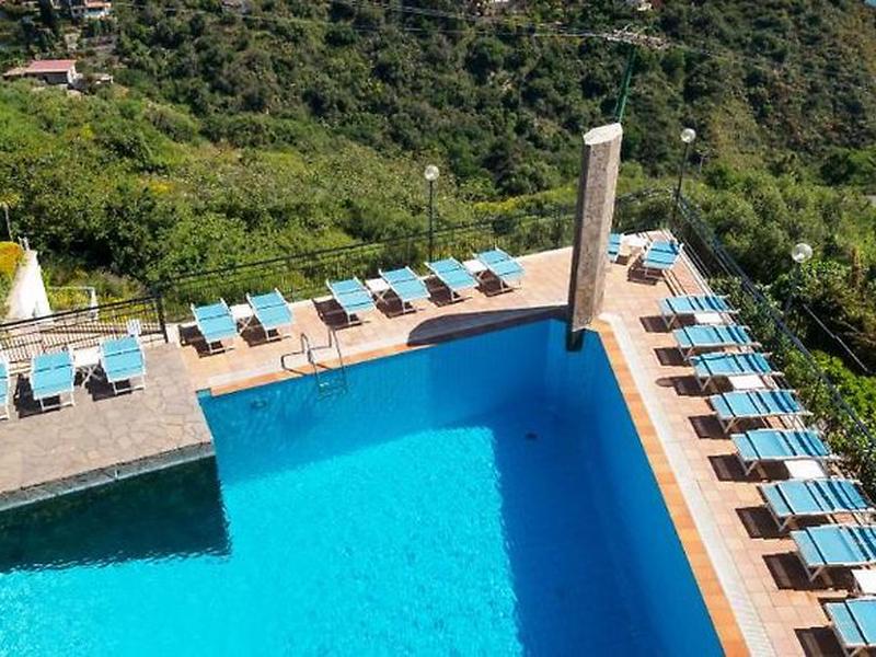 813D195659EF3BC591548F3189590F6C