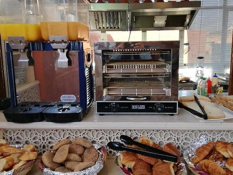 B9A9F15F8FD9F8CB8D65EE765DB0FE60