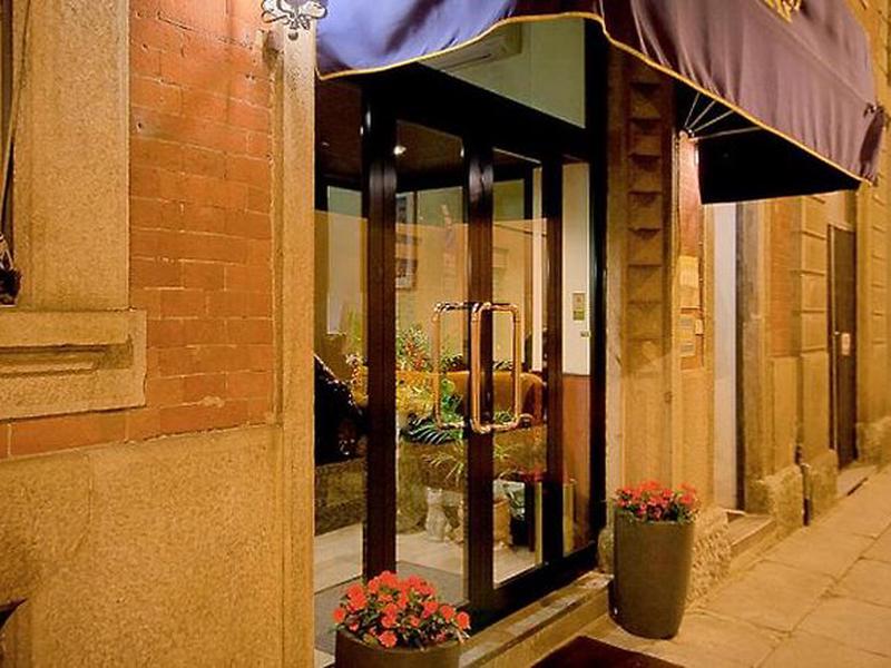 639611CA48CF242BF656D12CC84DD6B9