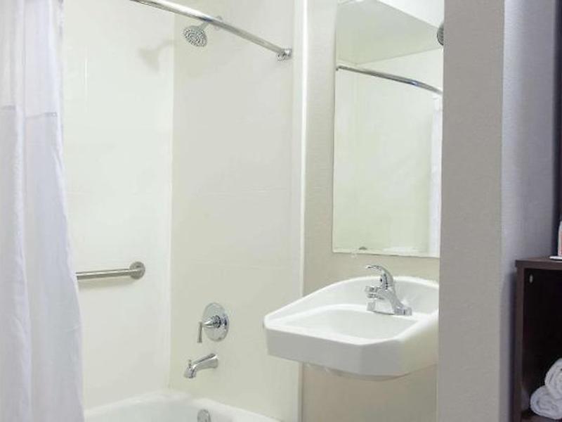 E81246283BC1B22BF12AB34ABDE6B6CF