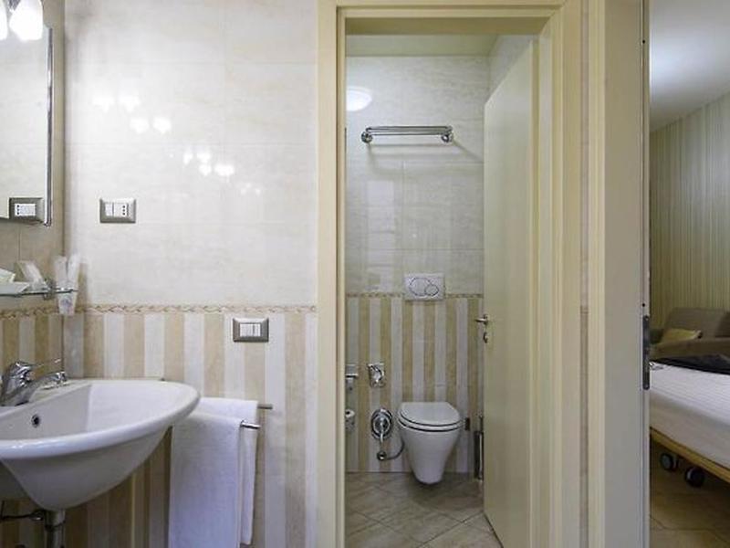 723D625A94A92232870E682D596B649D