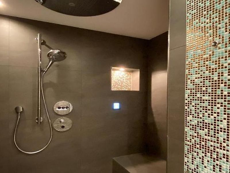 F71F7C697FA5753D797F0D5AAF3A4019