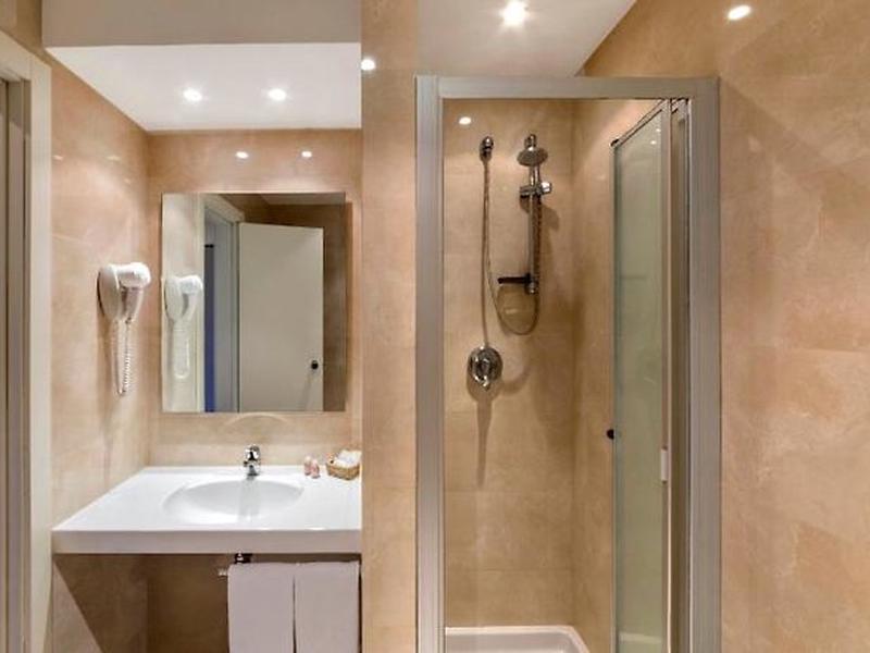 BCE8BD9E00491E1010B6A49CDF075126