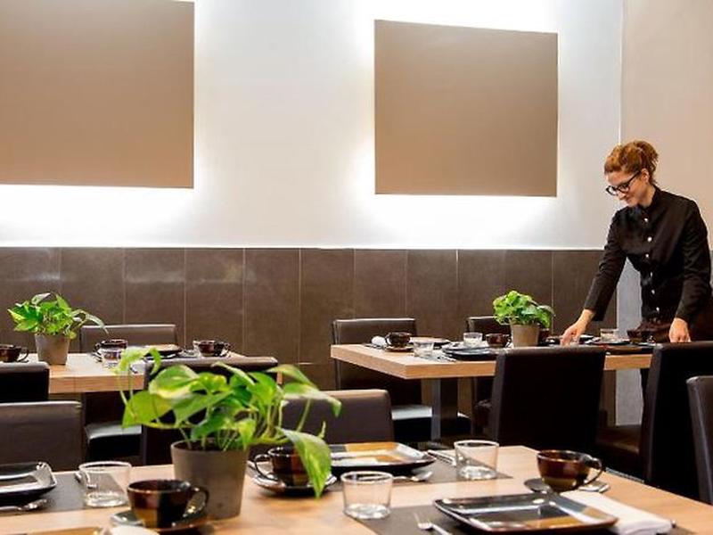 8E966FA6A0E0B71FE612A8262B299463