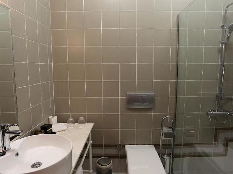 E67F29CEB711C58EA284F891FA3FE633