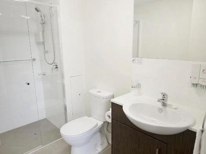 EDB3E27282BF9593AF832256BEDAF222