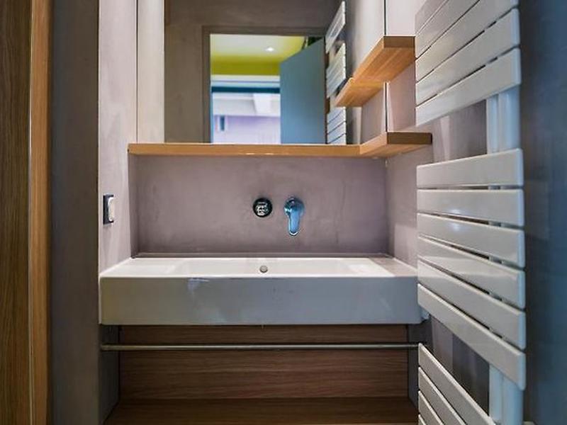 4461C6BD3ED4FC577DB1B1C9E5648B8F