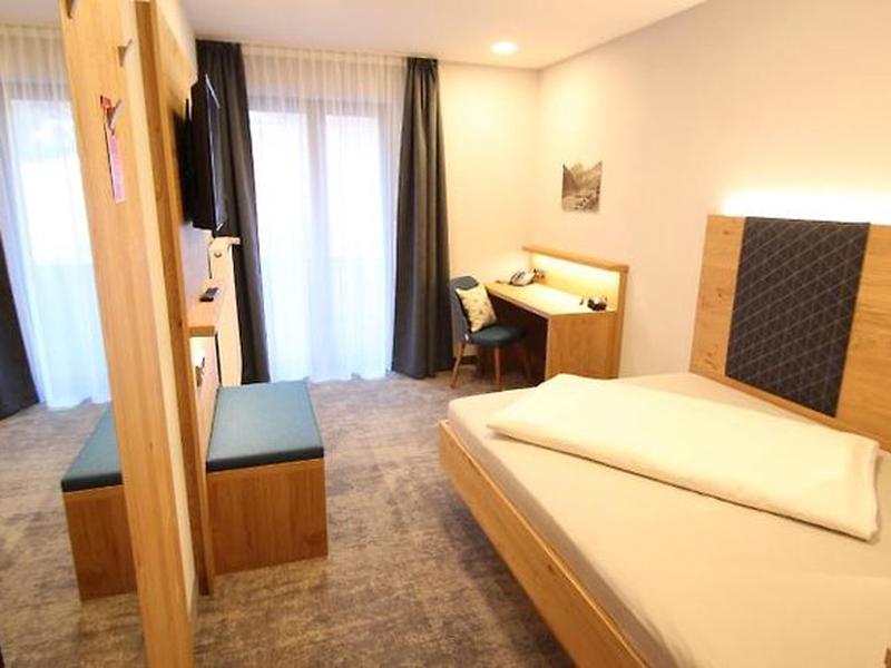 BE36A1D7CD08177CA7B24A4DF20B2EE1