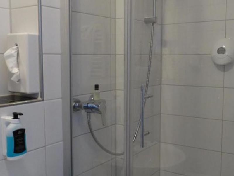 7C137D61DB17AB976AF1463ABC08302E