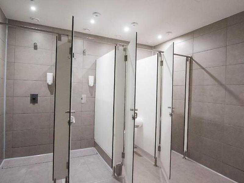 12DE0038DB52E17D93904CEF2C421E1F