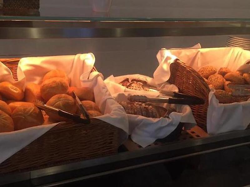 D806763DFB8826F7F490B27B6F519EF5