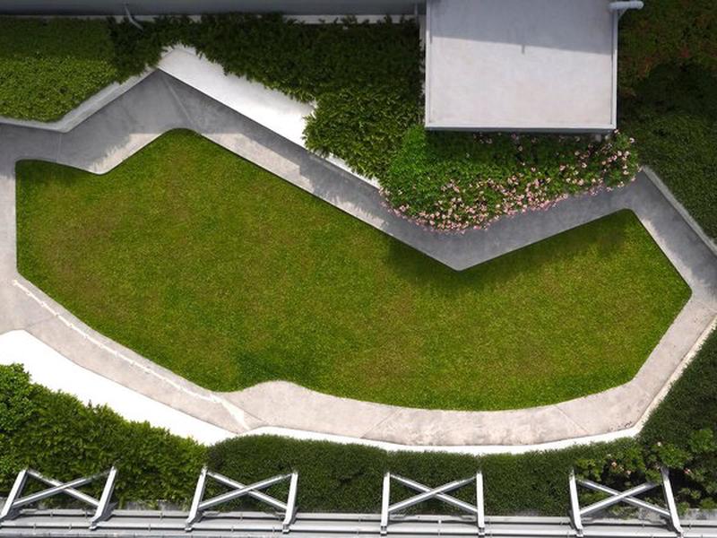 61AE453C7018C05D5C8E7E02C13426BA