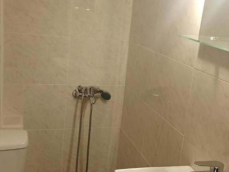 AE8A57E9B6478FE378E353D53B7B86A7