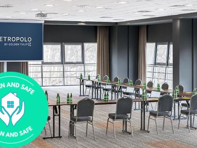 FCADC7D5D585E5139C307D54E951C24D