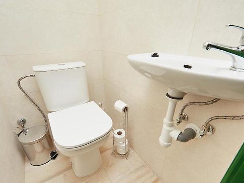 B8405B2AD3ABAB1911C6DEAC29A3A8B3